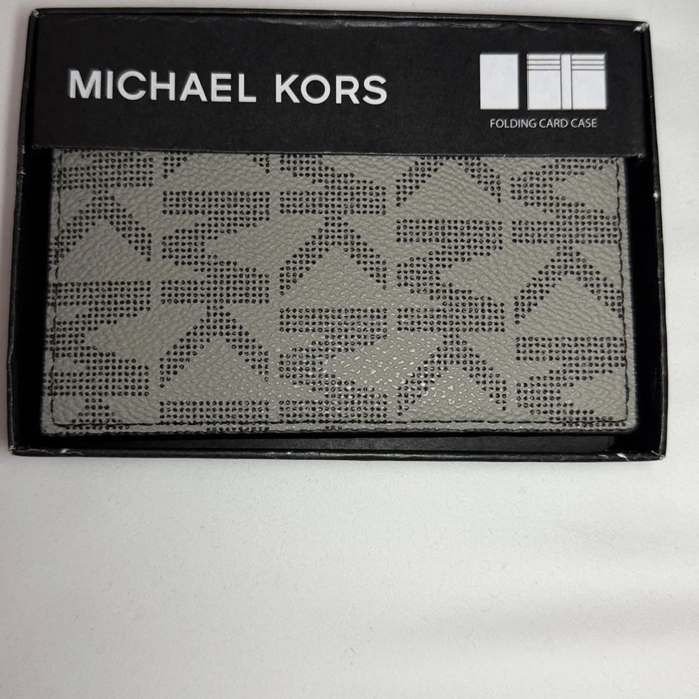Michael Kors folding card case Textured Gray Card Holder wallet